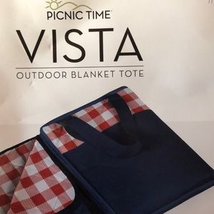 Picnic / Outdoor Blanket Folds into Tote 💦 resist